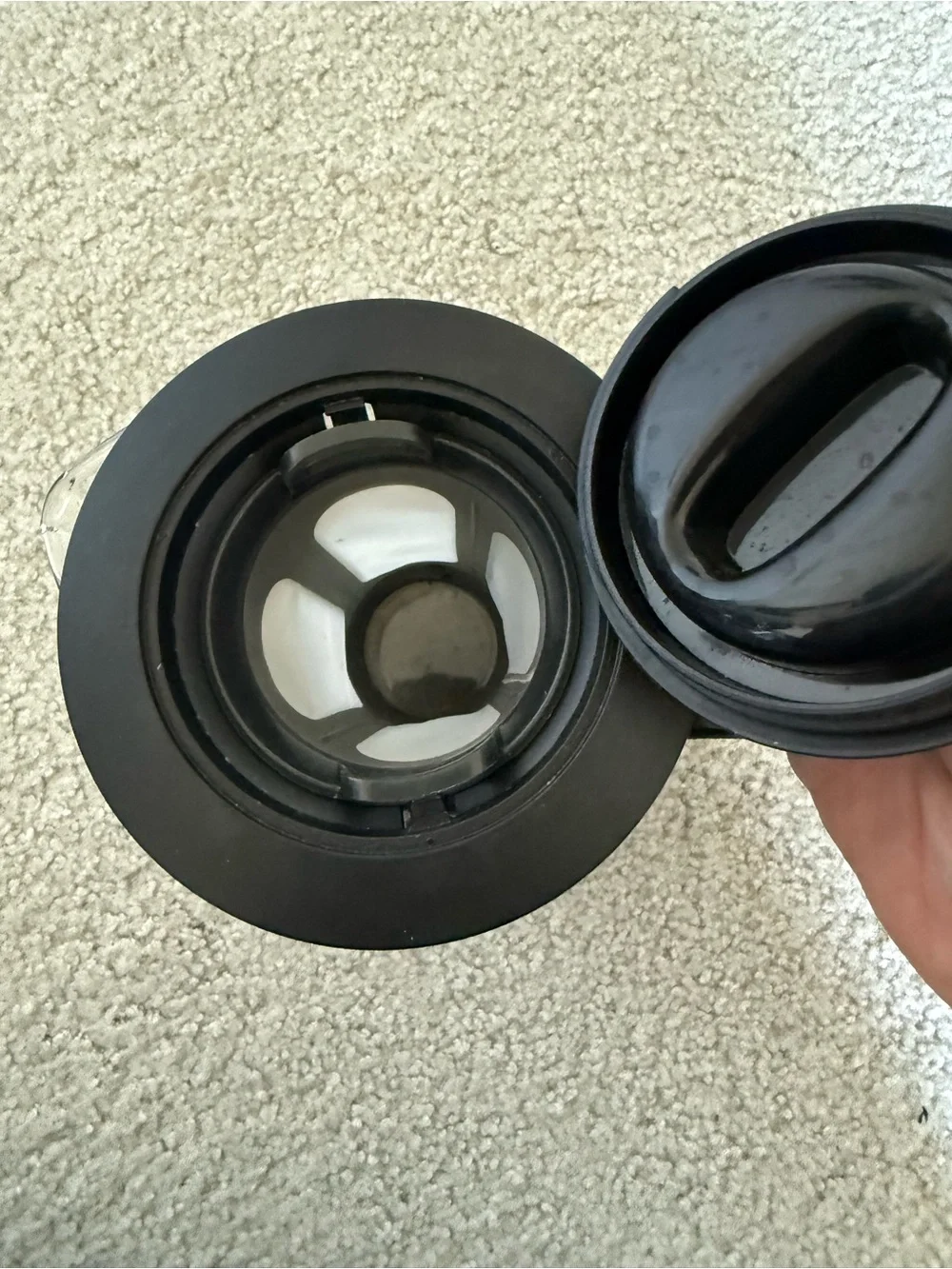 Cold brew coffee maker